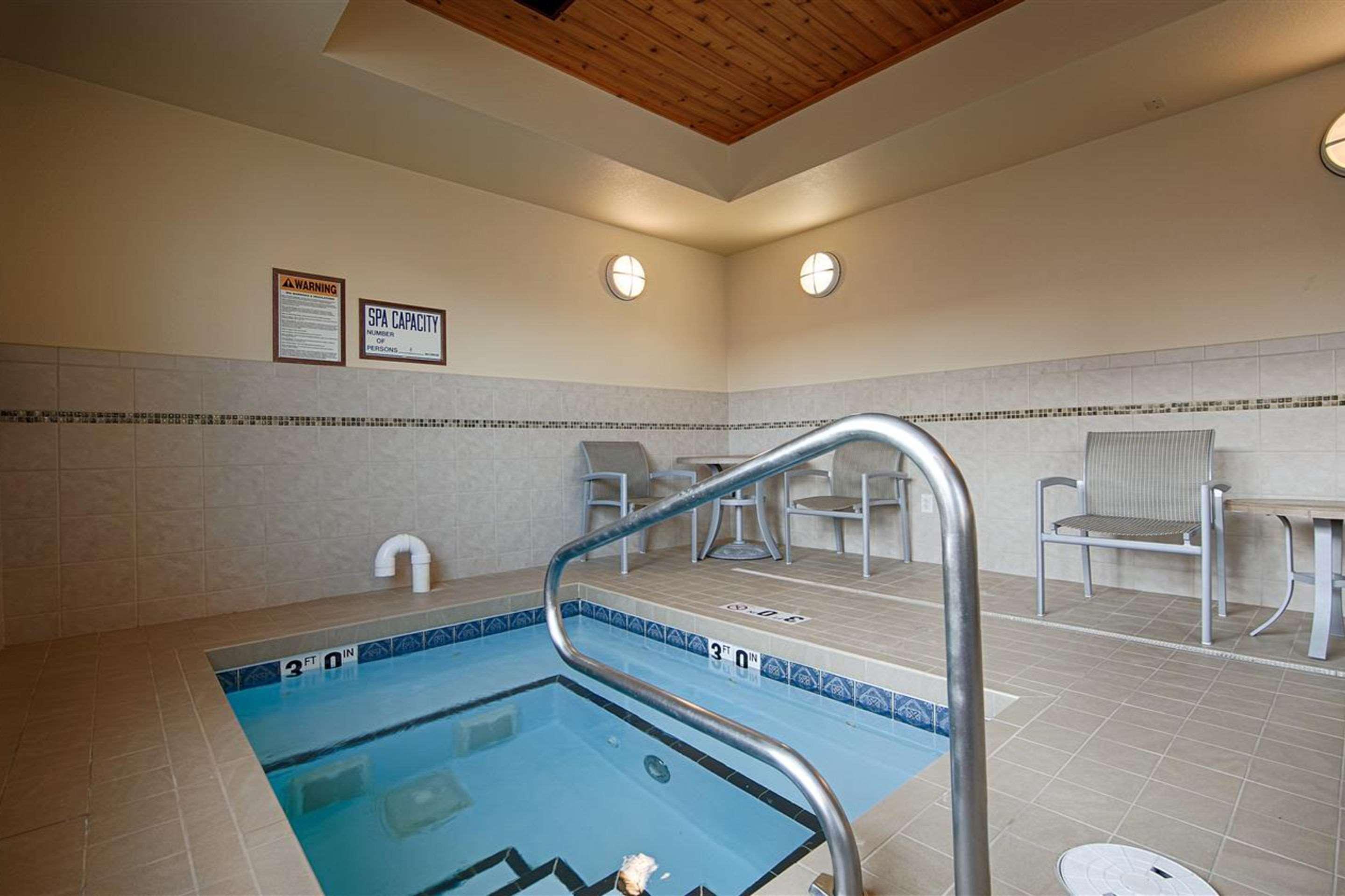 Heritage Hotel And Suites Дикинсон Удобства фото