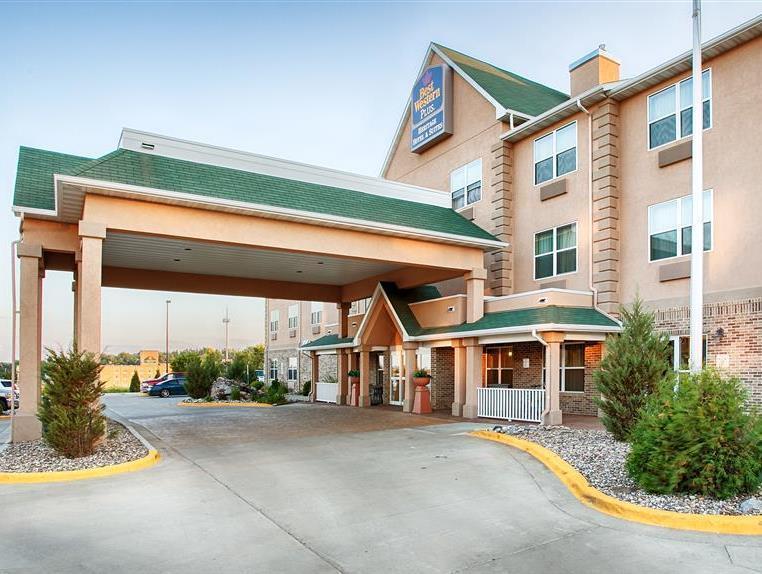Heritage Hotel And Suites Дикинсон Экстерьер фото